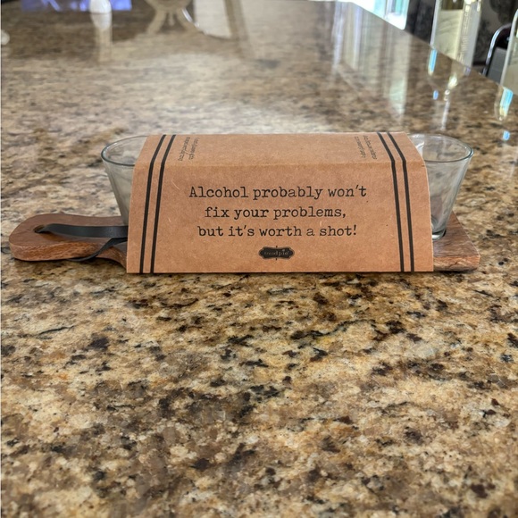 Mud Pie  shot glasses with wood tray - Picture 2 of 3